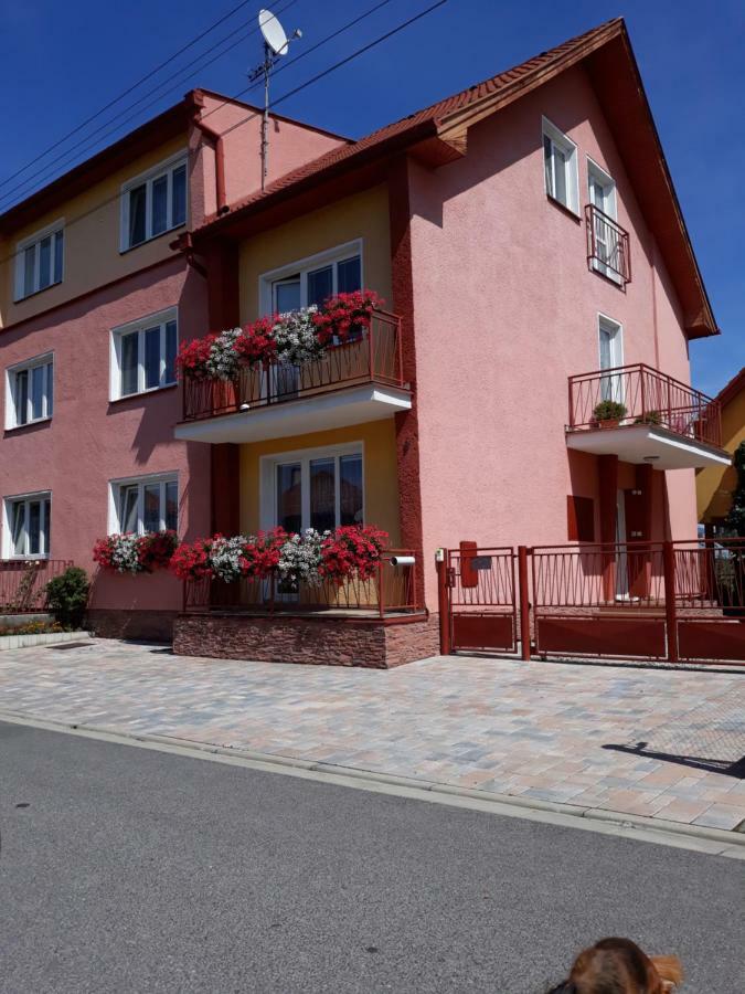 Apartmany Boss Liptovský Mikuláš Buitenkant foto